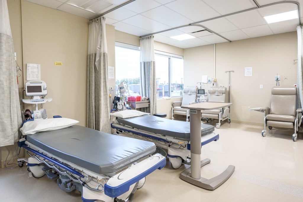 Saskatoon - Prairieview Surgical Centre - recovery room